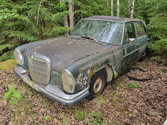 Mercedes-Benz 280 S 3 of 17