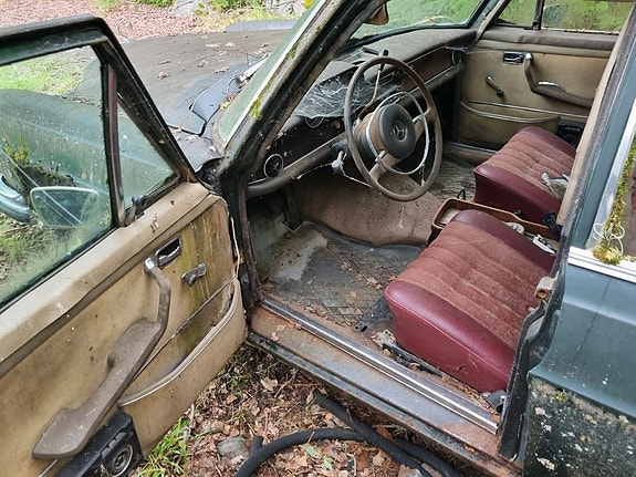 Mercedes-Benz 280 S 5 of 17
