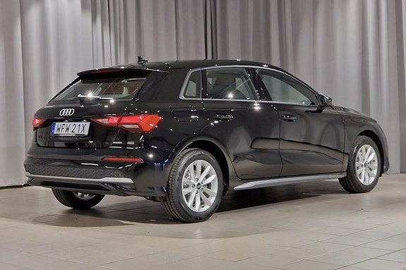 Audi A3 4 of 14