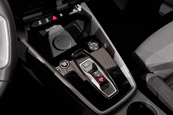 Audi A3 12 of 14