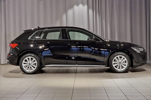 Audi A3 3 of 14