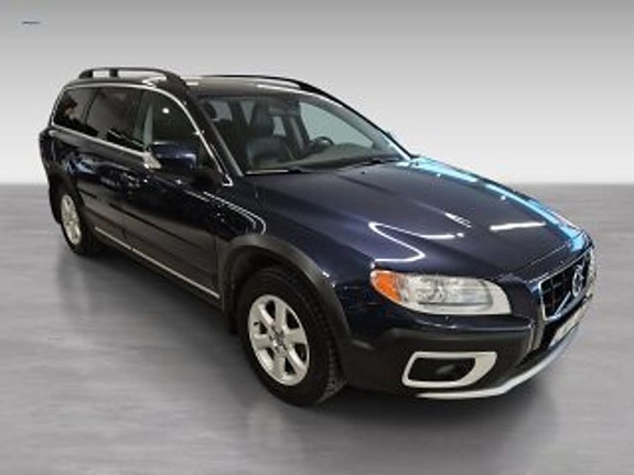 Volvo XC70 3 of 7