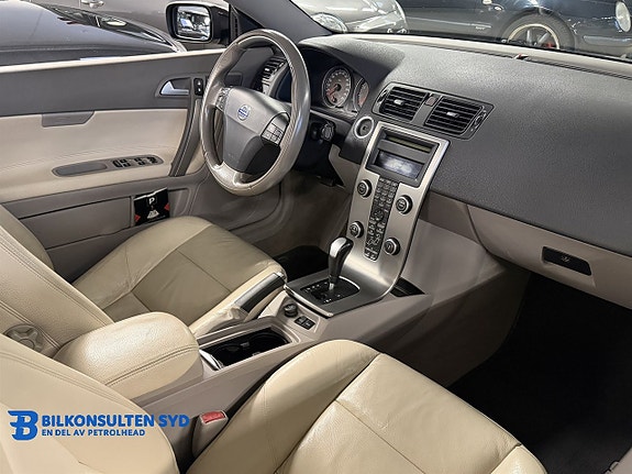Volvo C70 T5 2.5 Turbo 220 ch BVA – Summum – Cabriolet – Cuir – 150 000 km