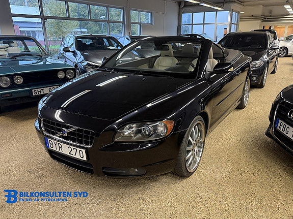 Volvo C70 T5 2.5 Turbo 220 ch BVA – Summum – Cabriolet – Cuir – 150 000 km