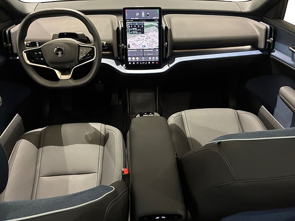 Volvo EX30 5 of 15