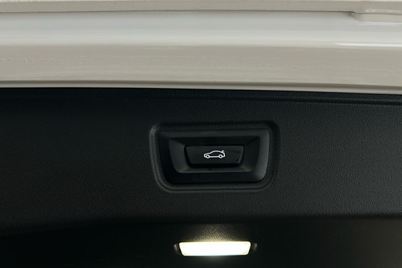 BMW i5 15 of 27