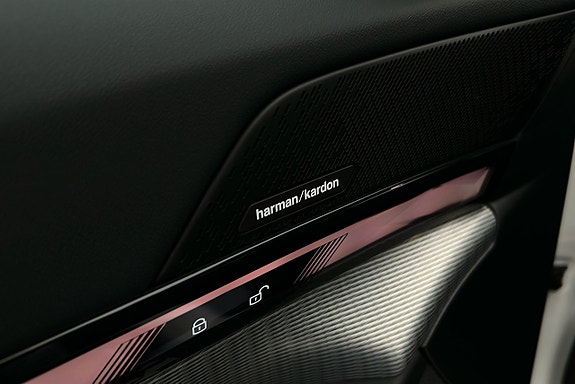 BMW i5 27 of 27