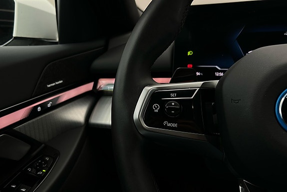 BMW i5 24 of 27