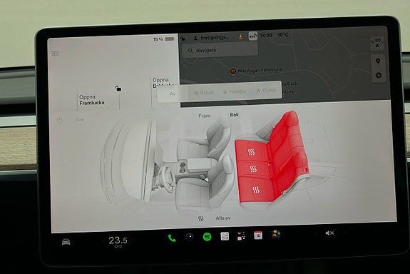 Tesla Model Y 21 of 26