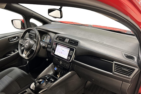 Nissan Leaf 10 of 19