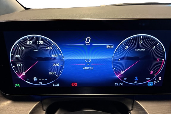 Mercedes-Benz V 200 d 14 of 23