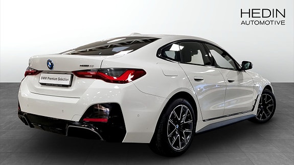 BMW i4 2 of 12