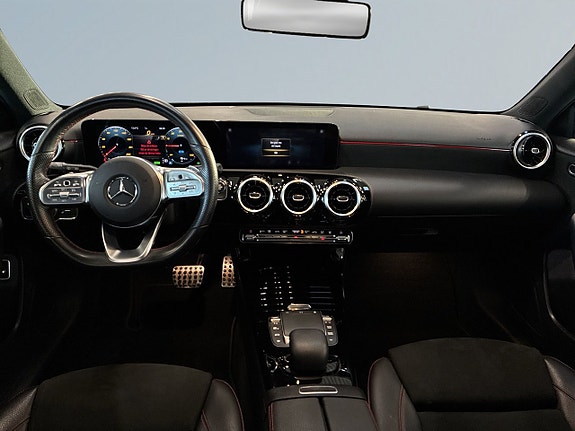 Mercedes-Benz A 250 e 8 of 25