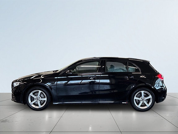 Mercedes-Benz A 250 e 4 of 25