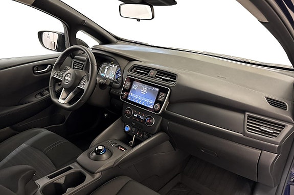 Nissan Leaf 10 of 18