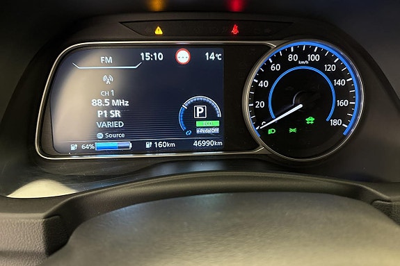 Nissan Leaf 14 of 18