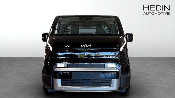 Kia PV5 8 of 14