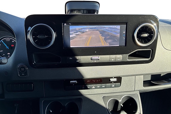 Mercedes-Benz eSprinter 314 12 of 15