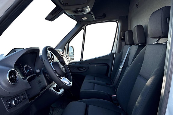 Mercedes-Benz eSprinter 314 9 of 15