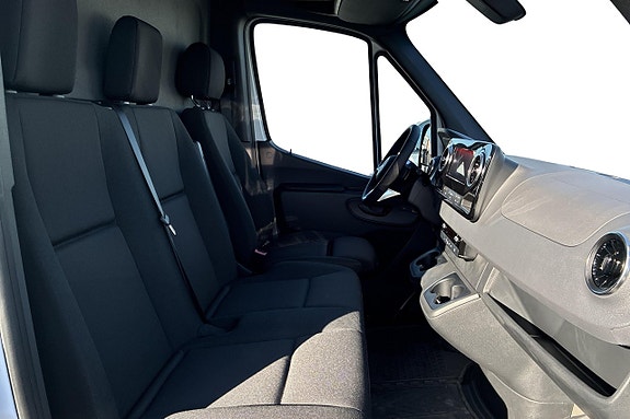Mercedes-Benz eSprinter 314 10 of 15