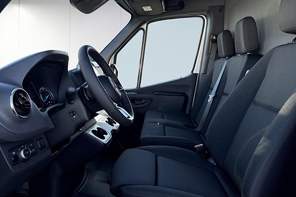 Mercedes-Benz eSprinter 414 13 of 16