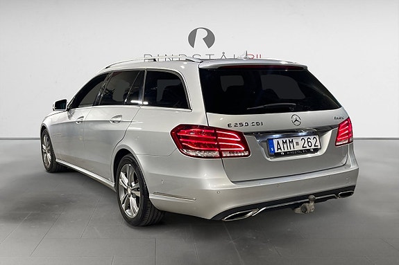 Mercedes-Benz E 250 4 of 17