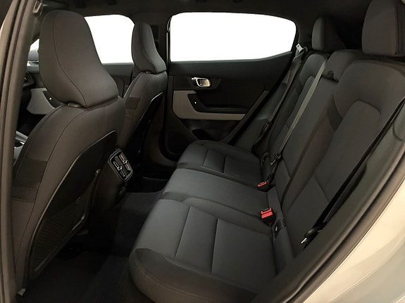 Polestar 2 6 of 15