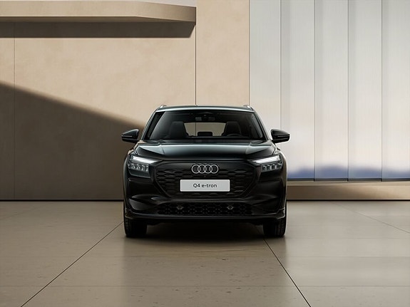 Audi Q4 e-tron 5 of 11