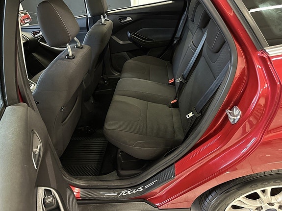 Ford Focus 15 of 18