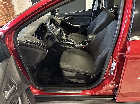 Ford Focus 13 of 18