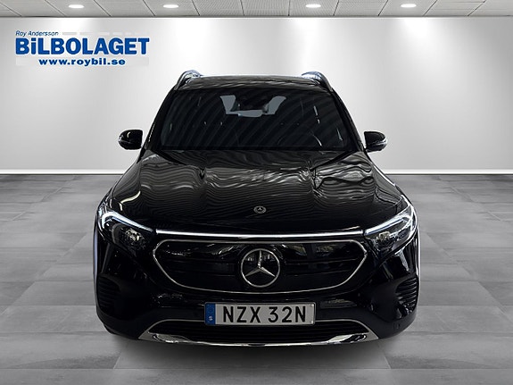 Mercedes-Benz EQB300 4 of 16