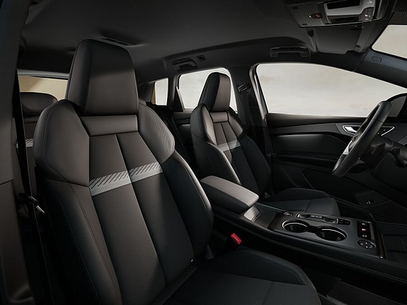 Audi Q4 e-tron 7 of 11