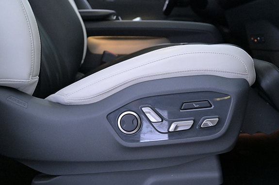 Kia EV9 18 of 27