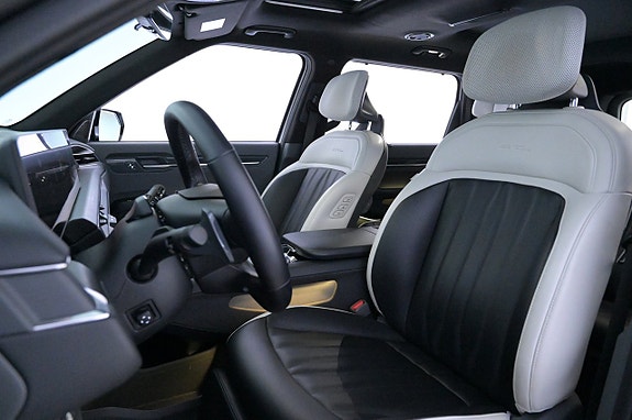 Kia EV9 11 of 27
