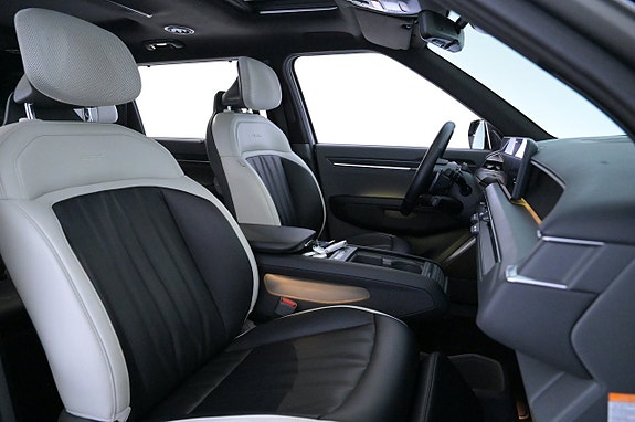 Kia EV9 16 of 27