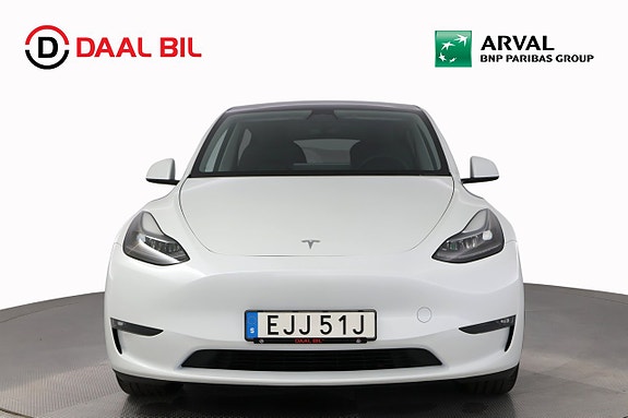 Tesla Model Y 2 of 24