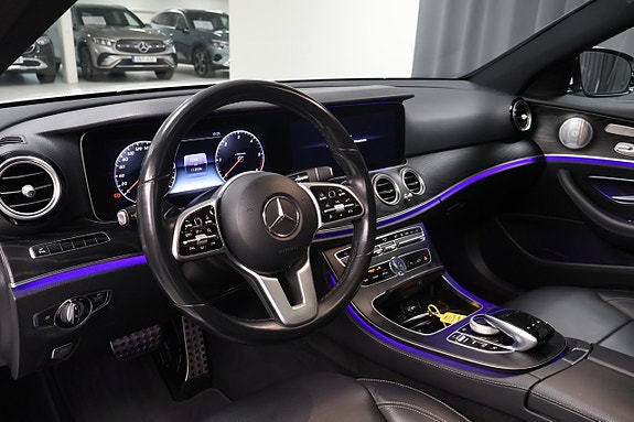 Mercedes-Benz E 220 d 12 of 23