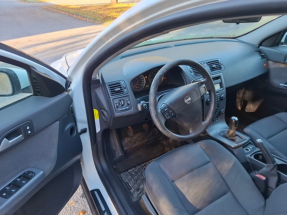 Volvo V50 10 of 10
