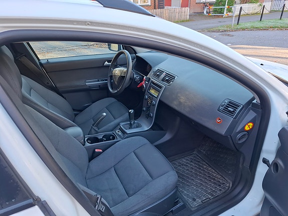 Volvo V50 9 of 10