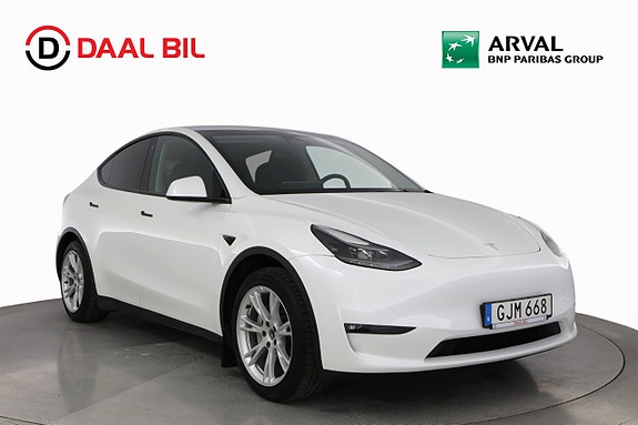 Tesla Model Y 3 of 26
