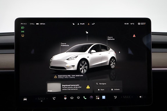 Tesla Model Y 16 of 26