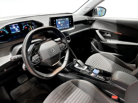 Peugeot e-2008 4 of 15