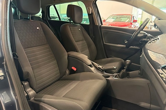 Renault Megane III 12 of 15