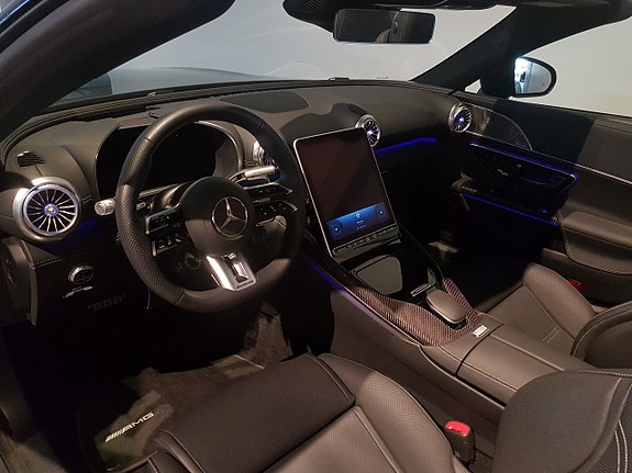 Mercedes-Benz SL 63 AMG 8 of 11