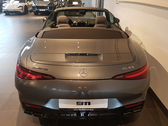 Mercedes-Benz SL 63 AMG 5 of 11