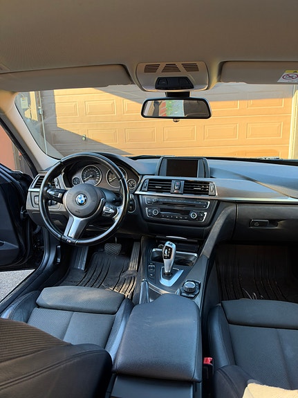 BMW 320d 5 of 5