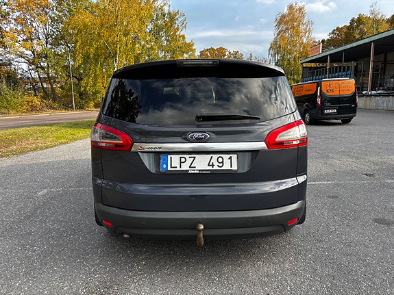 Ford S-MAX 4 of 12