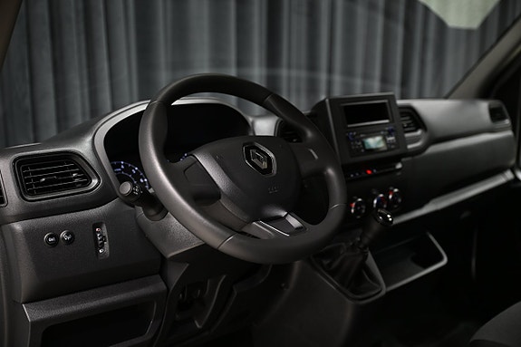 Renault Master 16 of 25