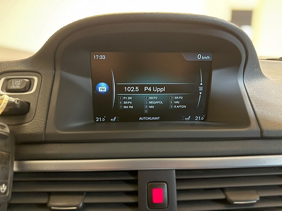 Volvo V70 14 of 21