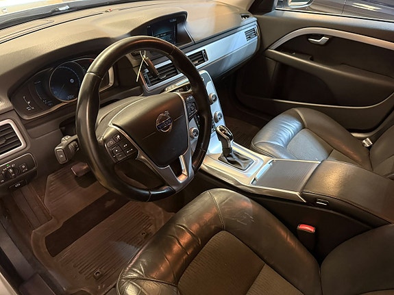 Volvo V70 6 of 21
